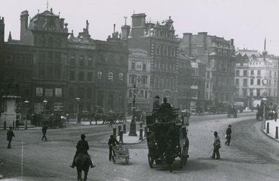 Vista generale di Charing Cross da English Photographer